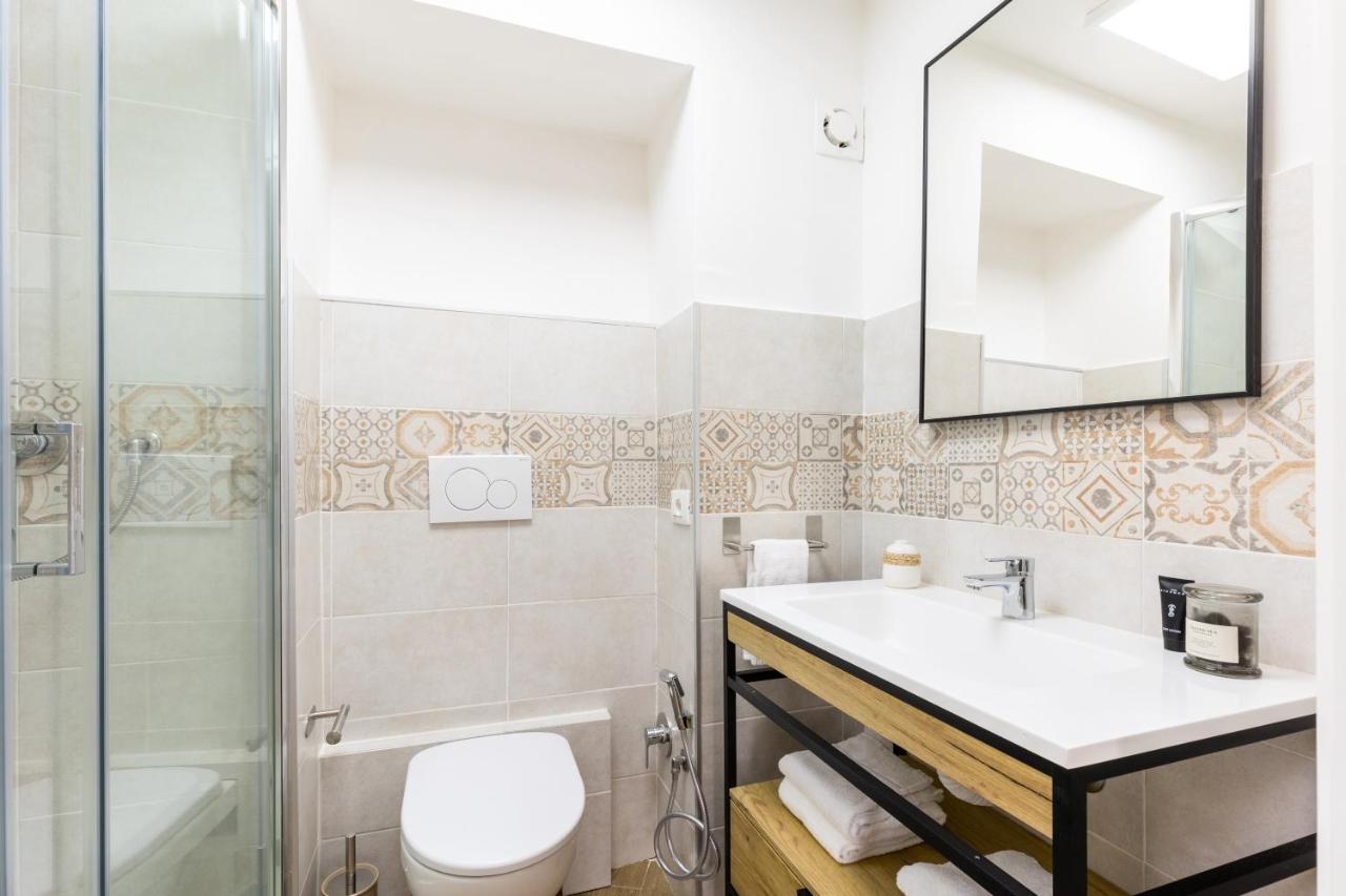 Gentile Suites - Private Rooms Roma Dış mekan fotoğraf